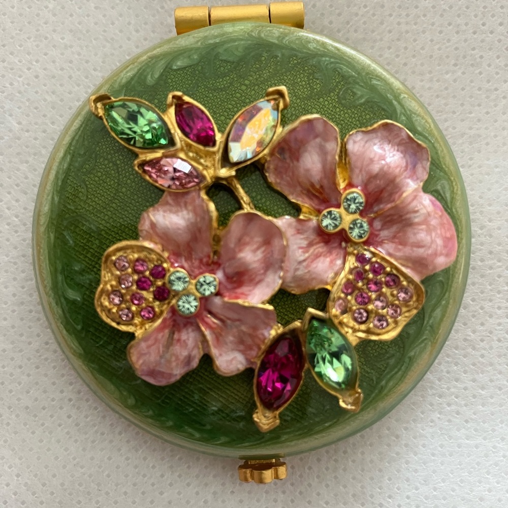 New Jay Strongwater Mirror Compact Green & Pink Floral Design Swarovski Crystals